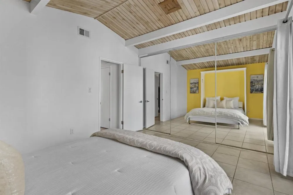 2885 McGraw St San Diego, CA 92117