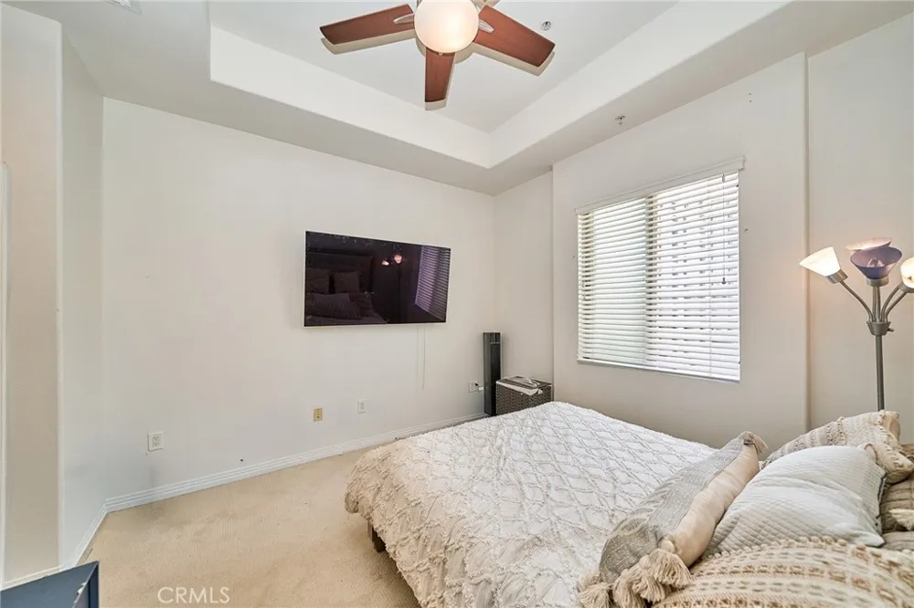 931 E Walnut #607 Pasadena, CA 91106