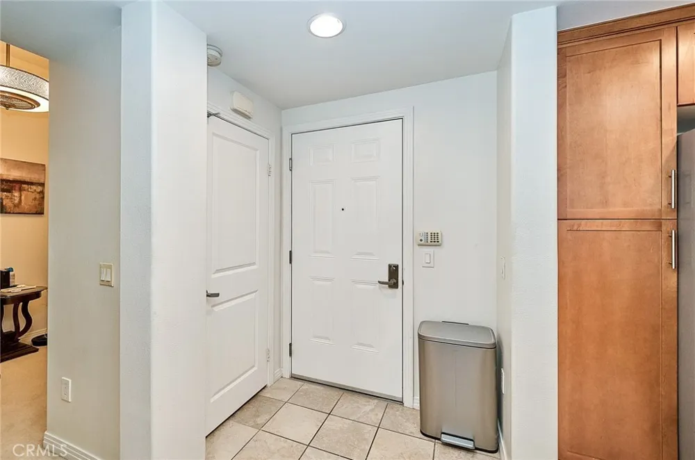 931 E Walnut #607 Pasadena, CA 91106