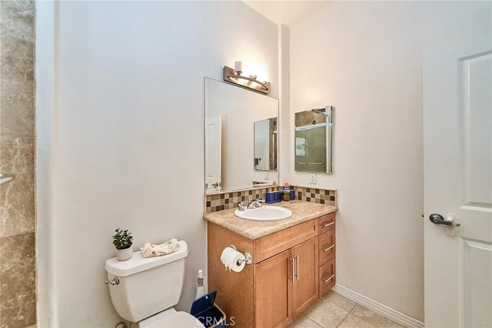 931 E Walnut #607 Pasadena, CA 91106