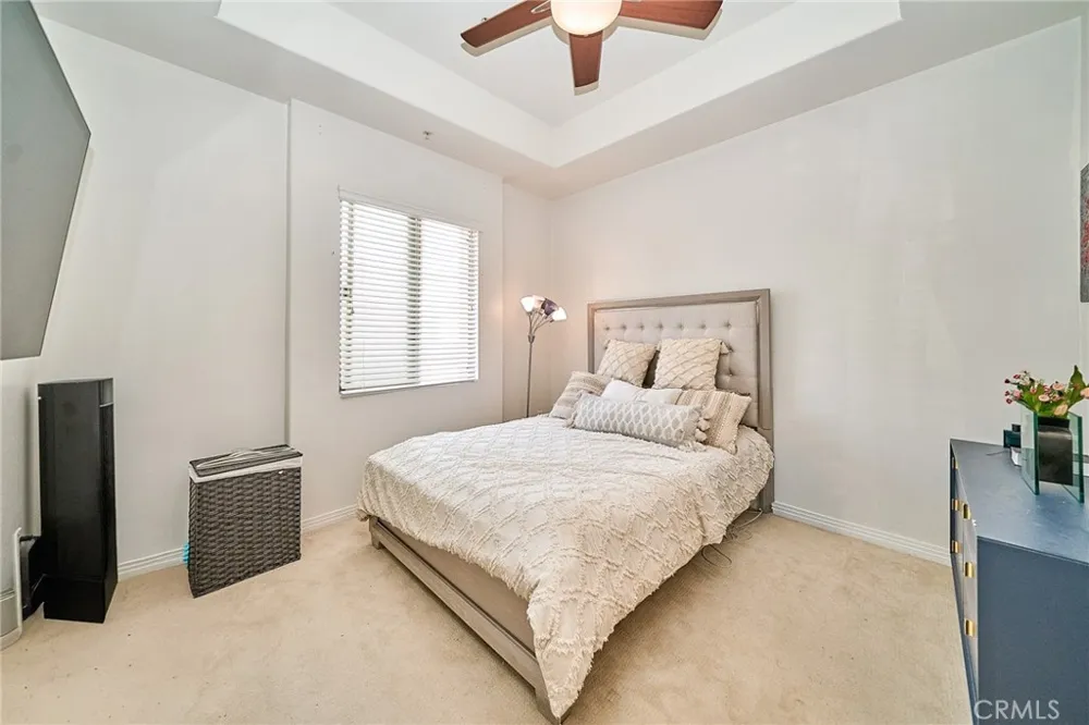 931 E Walnut #607 Pasadena, CA 91106
