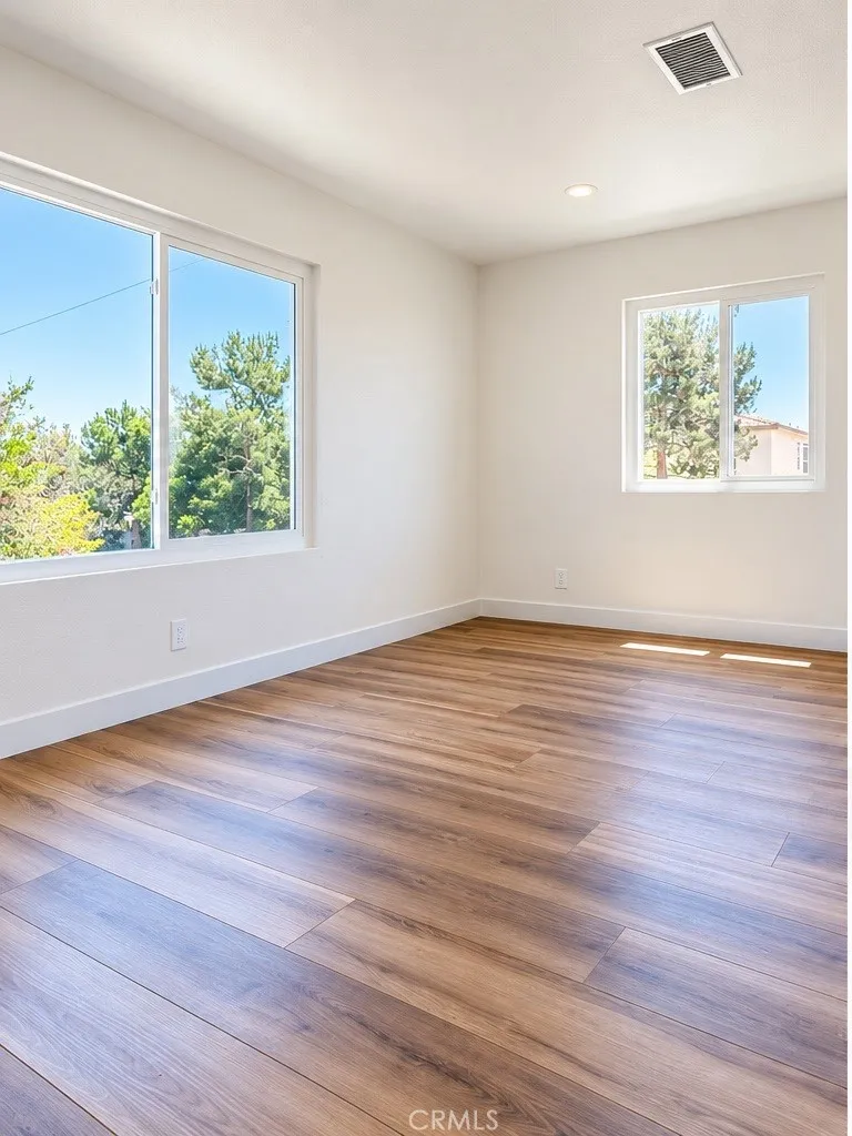 1040 El Camino #B Costa Mesa, CA 92626