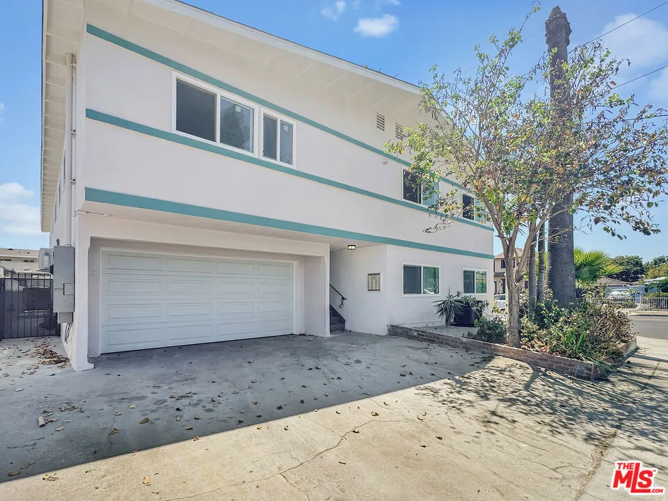 346 W hardy Street #2 Inglewood, CA 90301