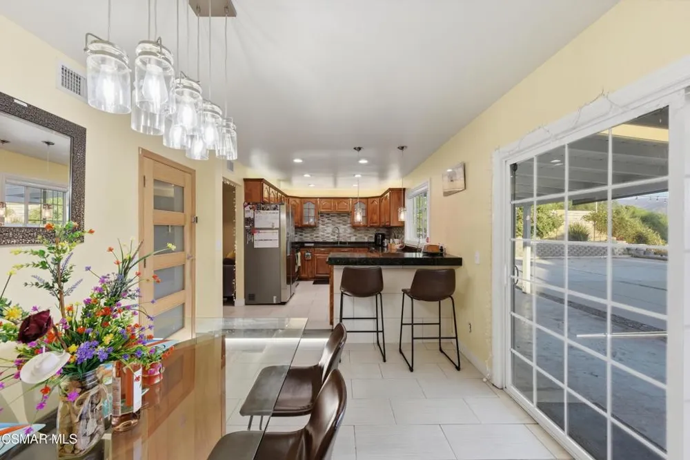 17814 Blackbrush Drive Canyon Country, CA 91387