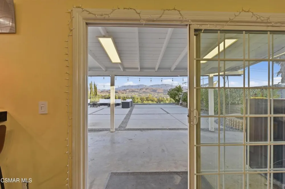 17814 Blackbrush Drive Canyon Country, CA 91387