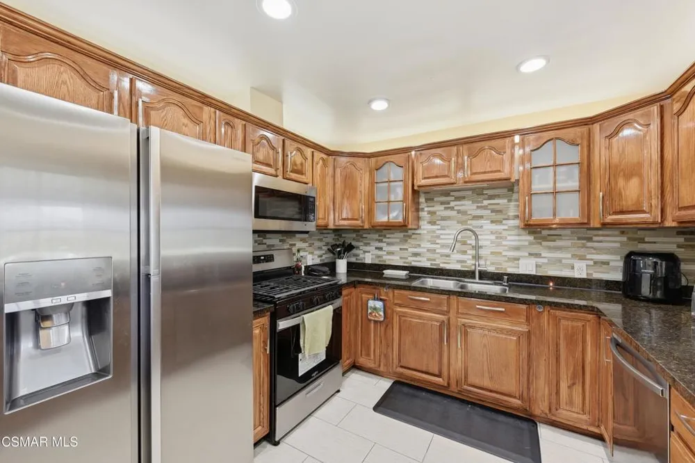 17814 Blackbrush Drive Canyon Country, CA 91387