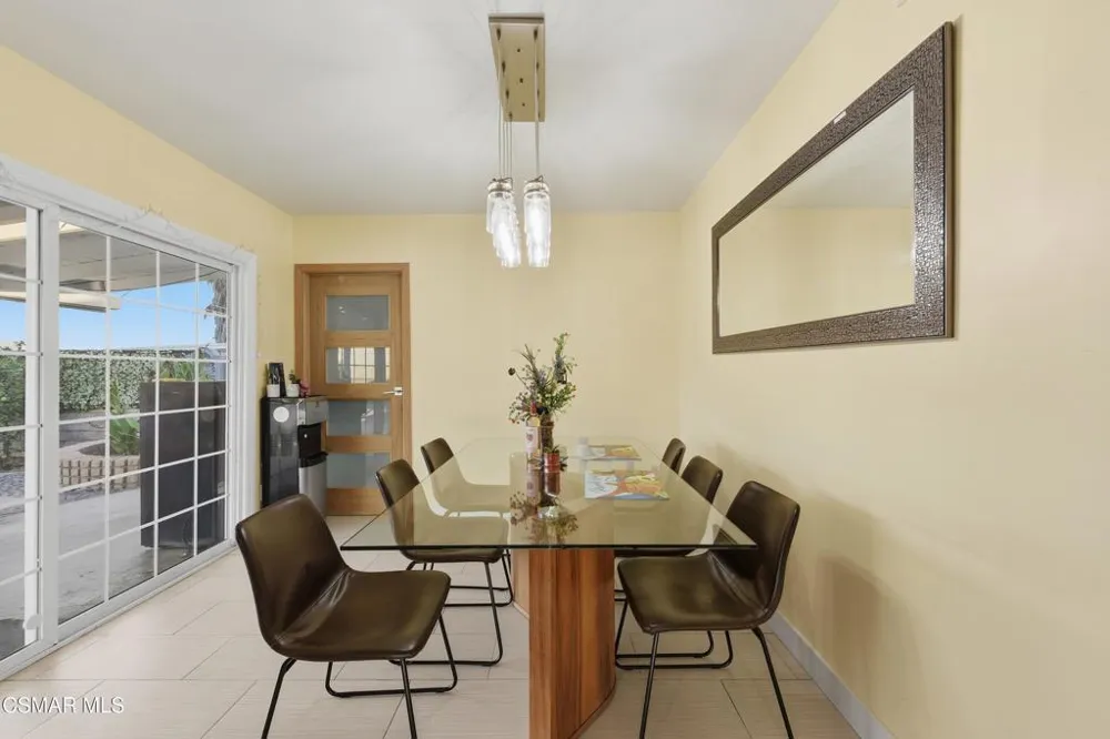 17814 Blackbrush Drive Canyon Country, CA 91387
