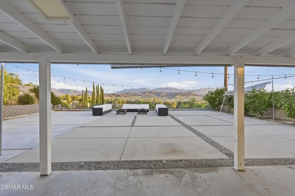 17814 Blackbrush Drive Canyon Country, CA 91387