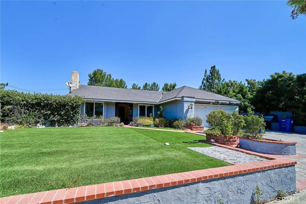 24217 Afamado Diamond Bar, CA 91765