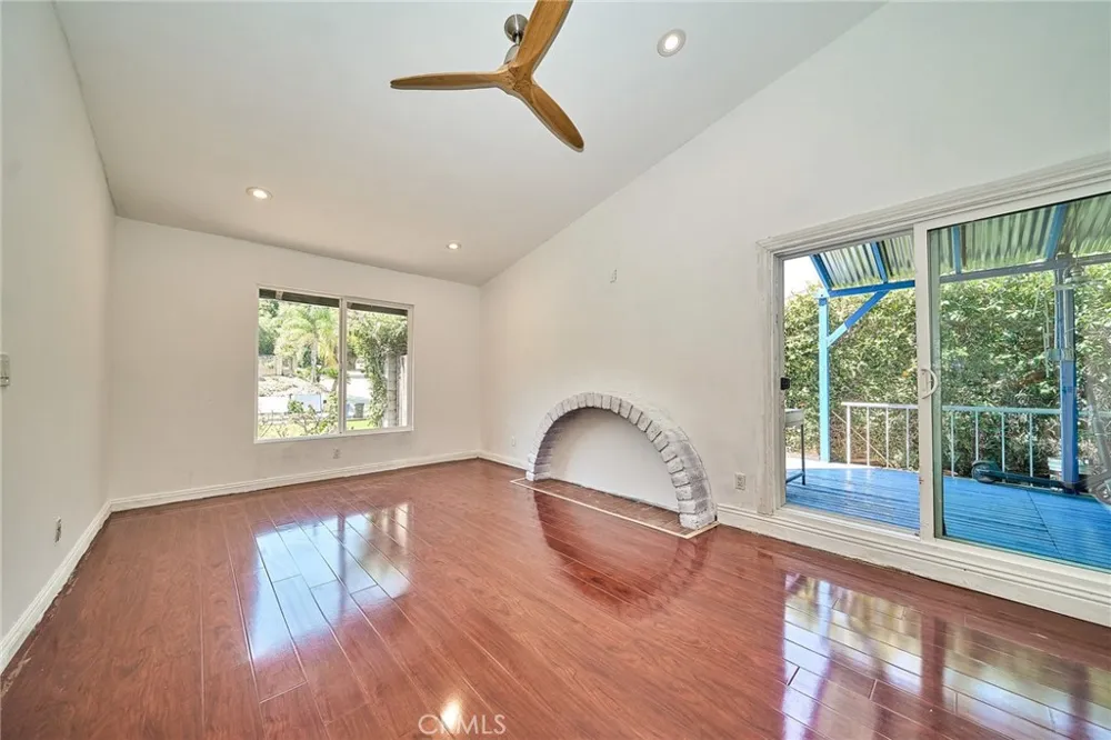 24217 Afamado Diamond Bar, CA 91765