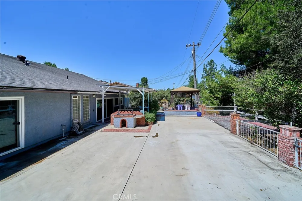 24217 Afamado Diamond Bar, CA 91765