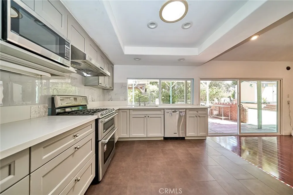 24217 Afamado Diamond Bar, CA 91765