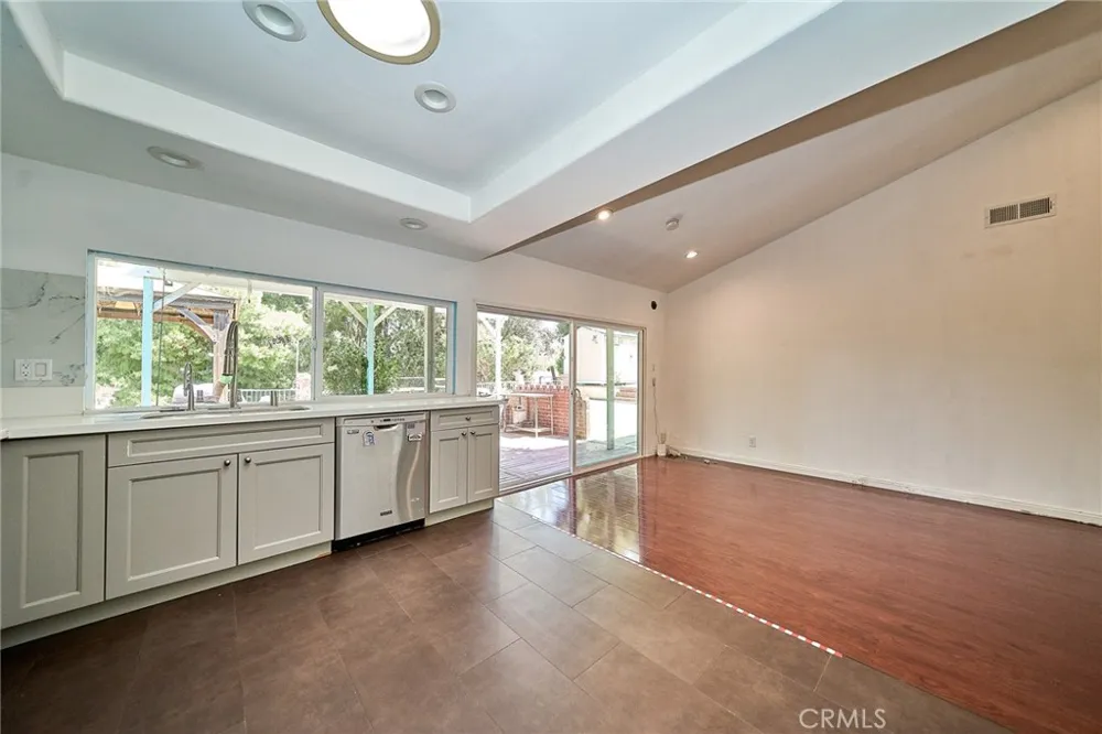 24217 Afamado Diamond Bar, CA 91765