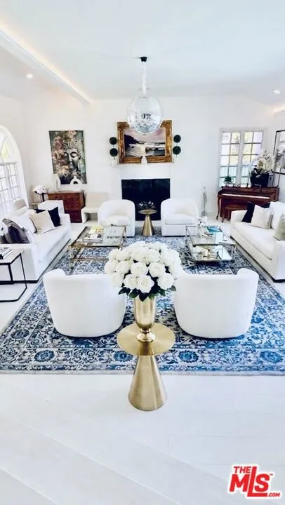 1423 Floresta Place Los Angeles, CA 90272
