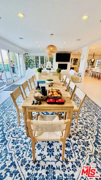 1423 Floresta Place Los Angeles, CA 90272