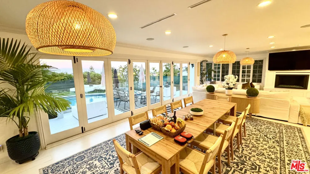 1423 Floresta Place Los Angeles, CA 90272