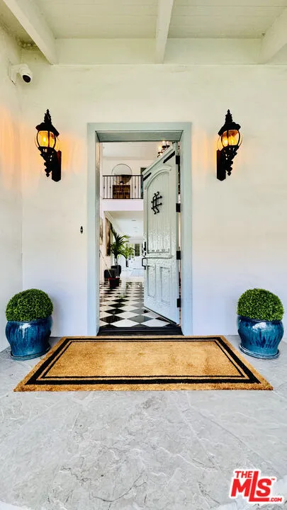 1423 Floresta Place Los Angeles, CA 90272