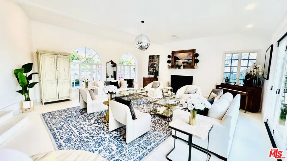1423 Floresta Place Los Angeles, CA 90272