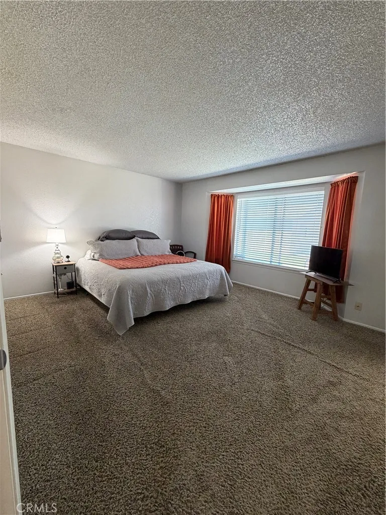 7774 Bangor Avenue Hesperia, CA 92345