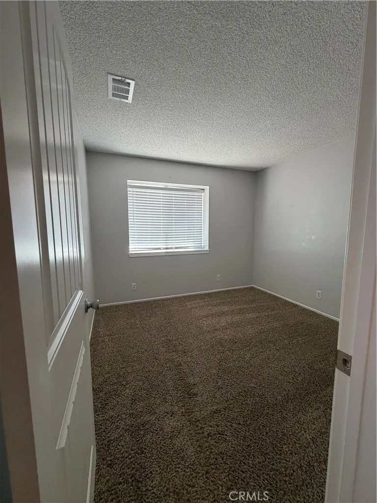 7774 Bangor Avenue Hesperia, CA 92345