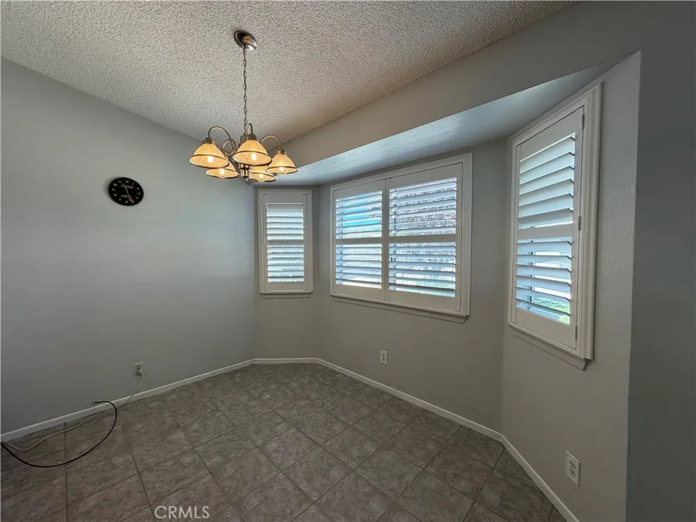 7774 Bangor Avenue Hesperia, CA 92345