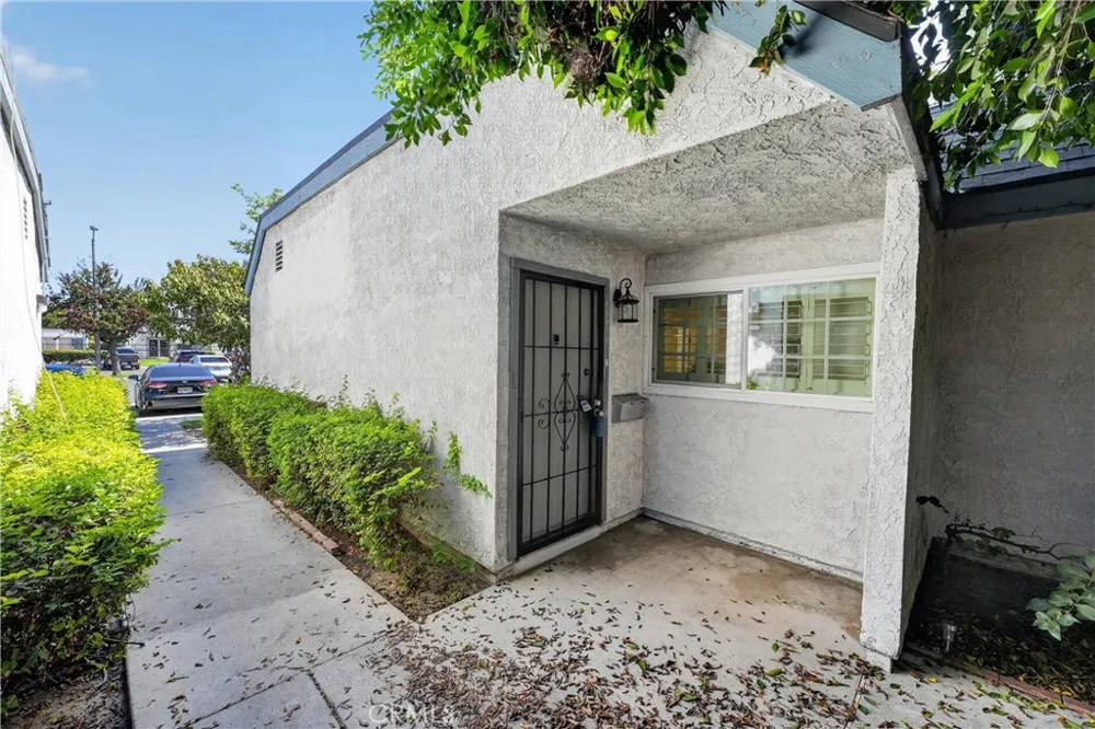 13930 Parkway Garden Grove, CA 92843