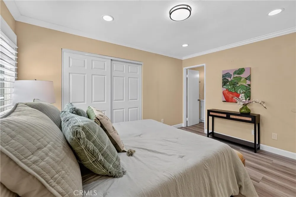 13930 Parkway Garden Grove, CA 92843