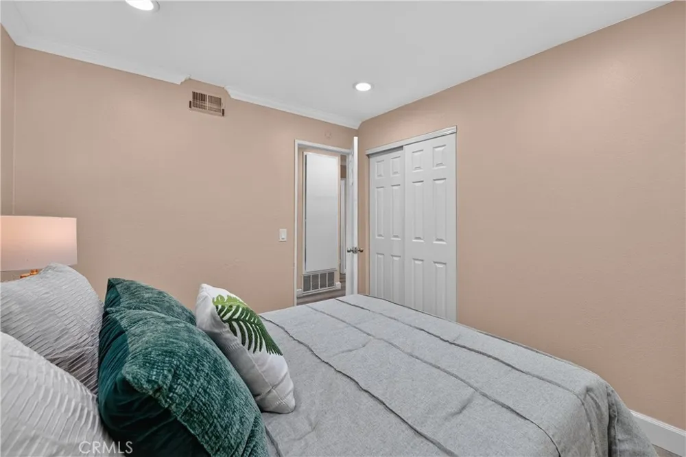 13930 Parkway Garden Grove, CA 92843