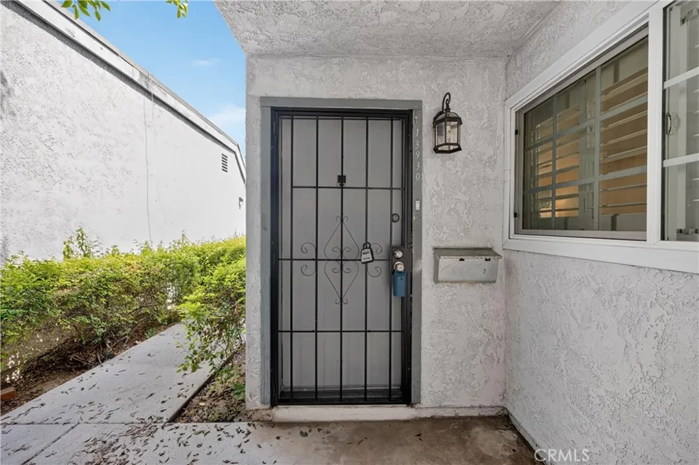 13930 Parkway Garden Grove, CA 92843