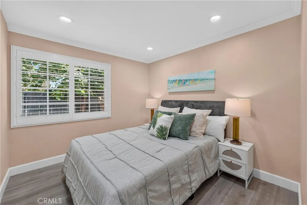 13930 Parkway Garden Grove, CA 92843