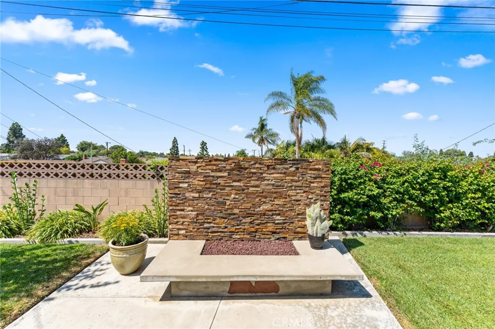 11935 Groveside Avenue Whittier, CA 90604