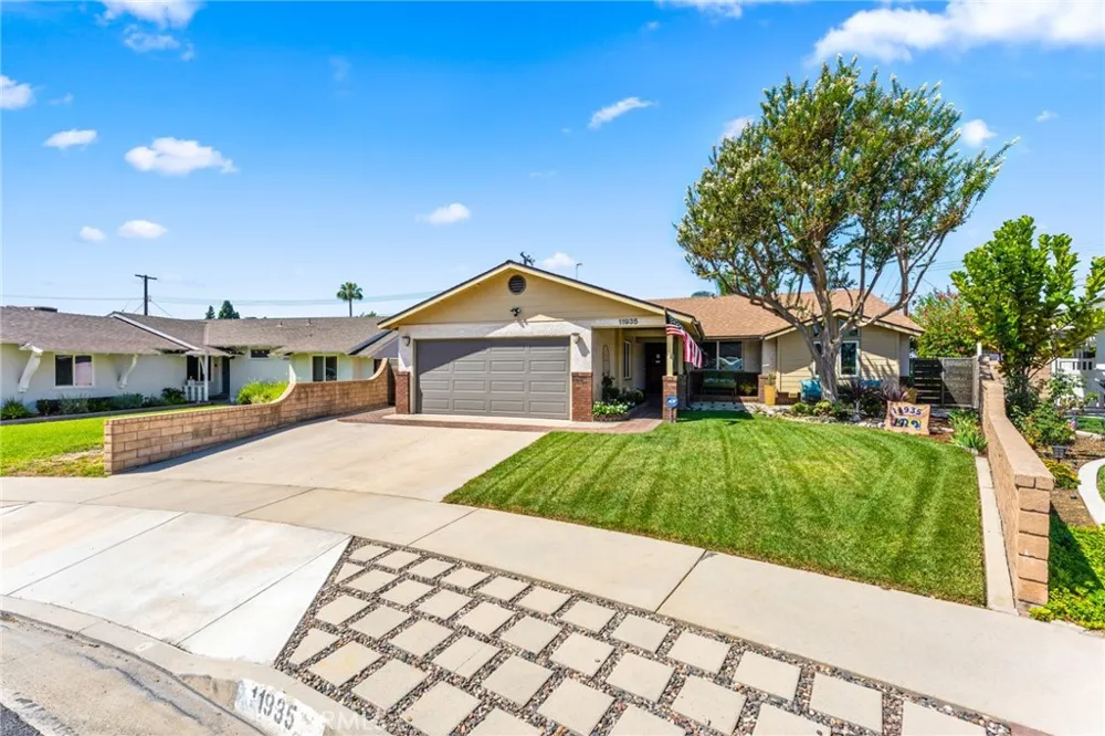 11935 Groveside Avenue Whittier, CA 90604