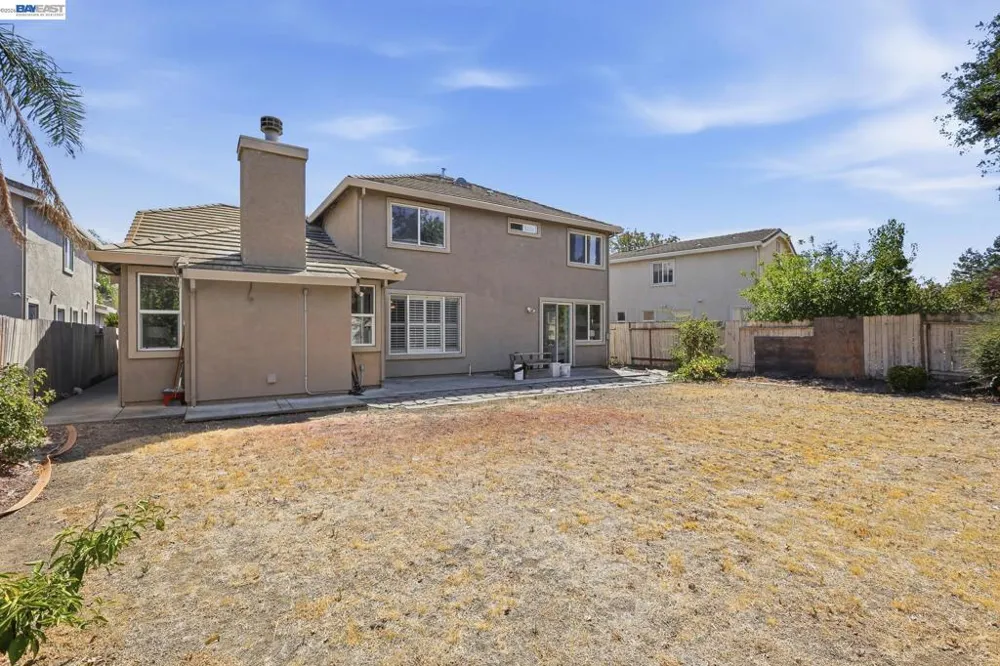 1821 Tioga Pass Way Antioch, CA 94531