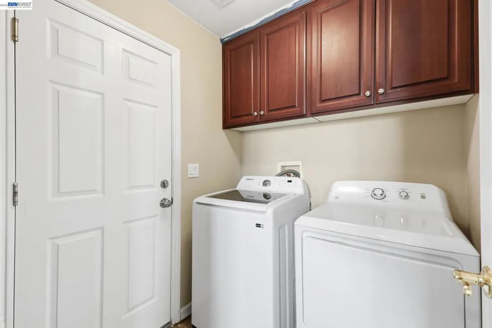 1821 Tioga Pass Way Antioch, CA 94531