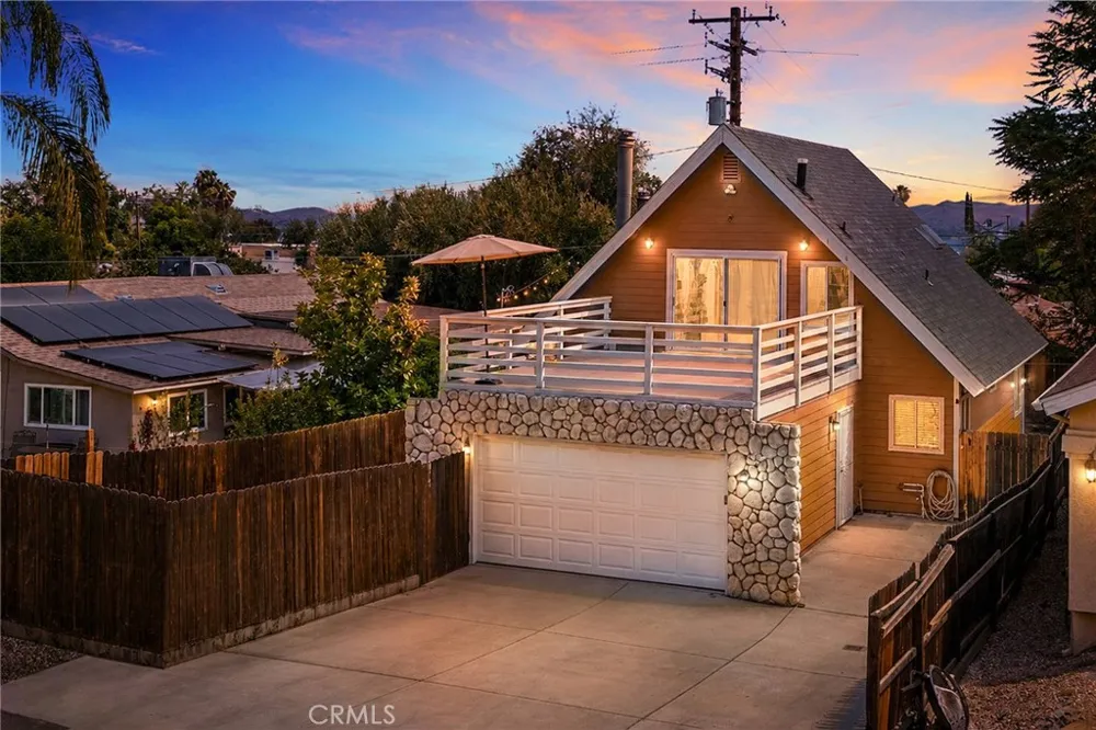 17640 Brightman Avenue Lake Elsinore, CA 92530