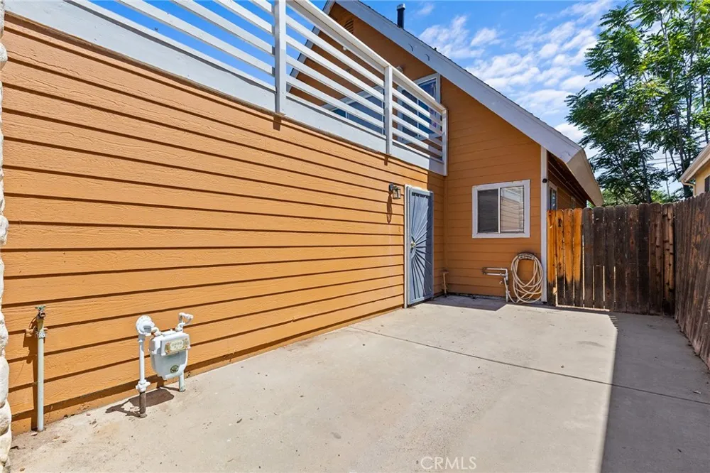 17640 Brightman Avenue Lake Elsinore, CA 92530