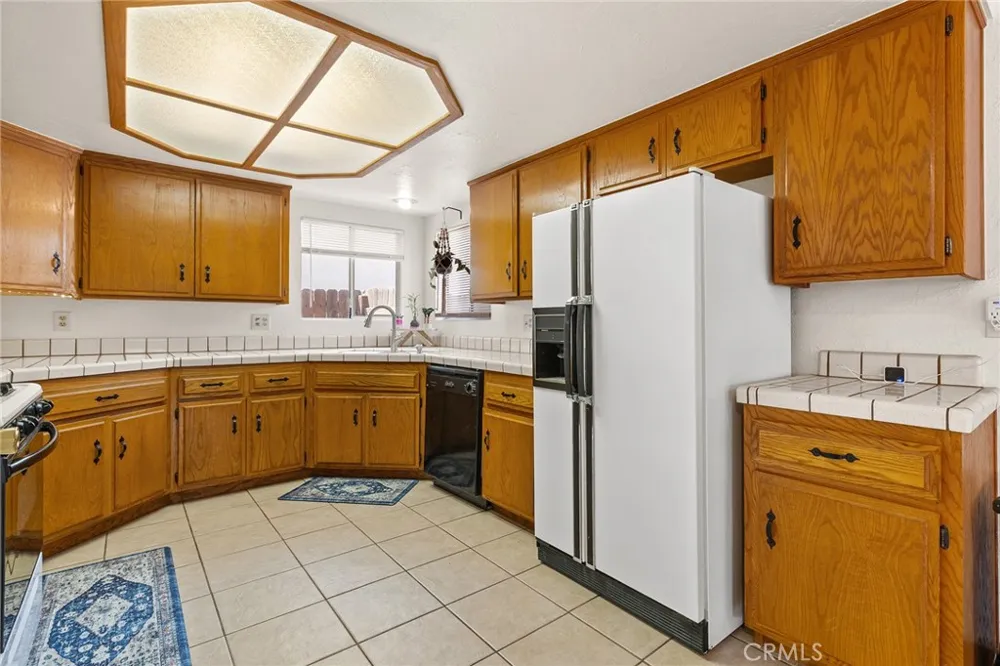 17640 Brightman Avenue Lake Elsinore, CA 92530