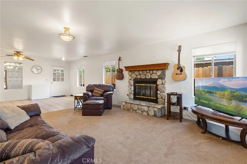 17640 Brightman Avenue Lake Elsinore, CA 92530