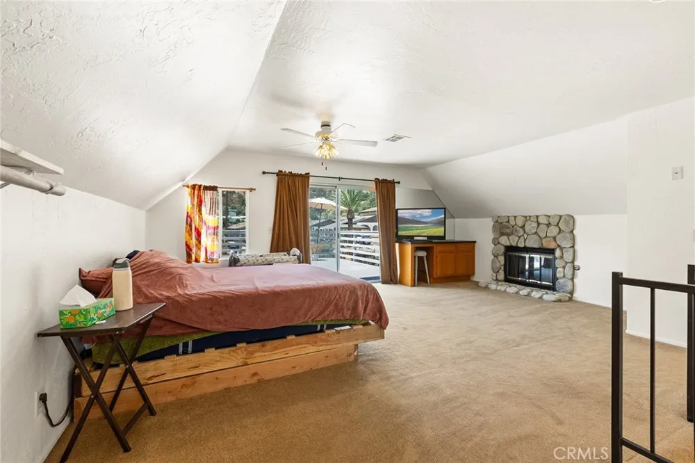 17640 Brightman Avenue Lake Elsinore, CA 92530