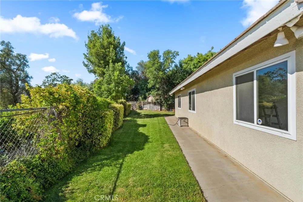 11810 Avalon Yucaipa, CA 92399