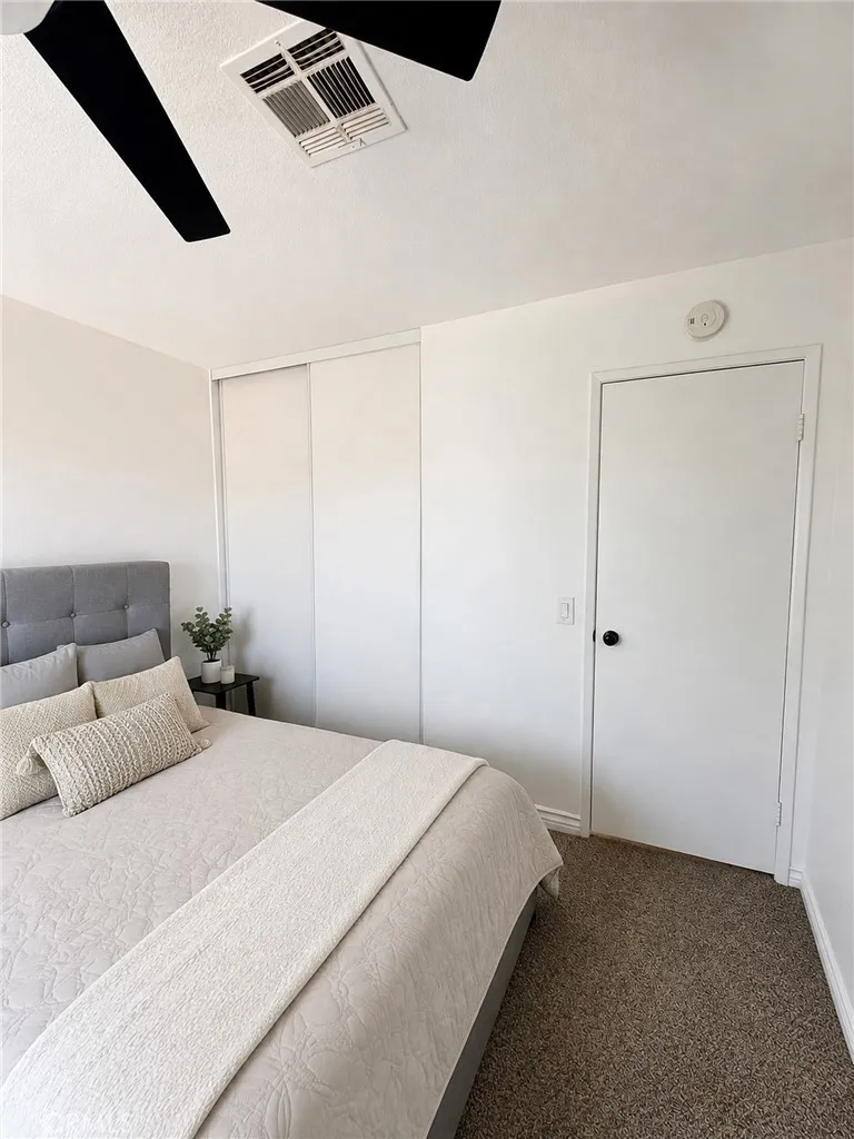 601 Esther Lancaster, CA 93535