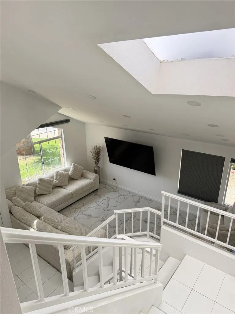 601 Esther Lancaster, CA 93535