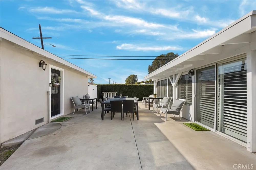 15202 Fernview Whittier, CA 90604