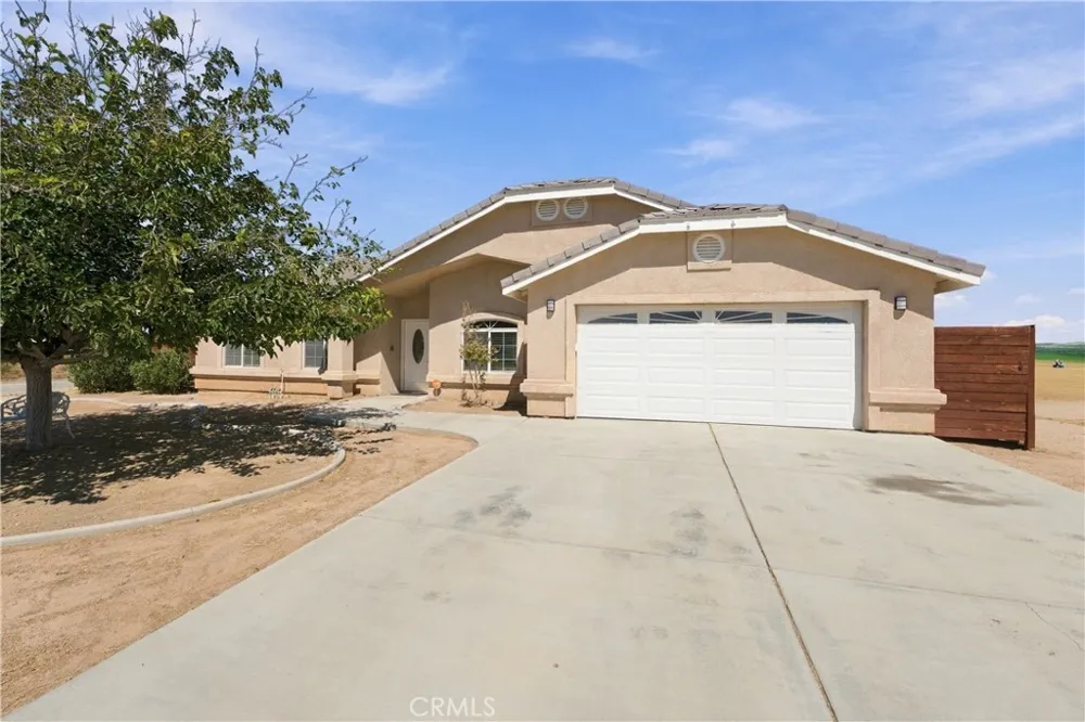 7711 Dogwood Avenue California City, CA 93505
