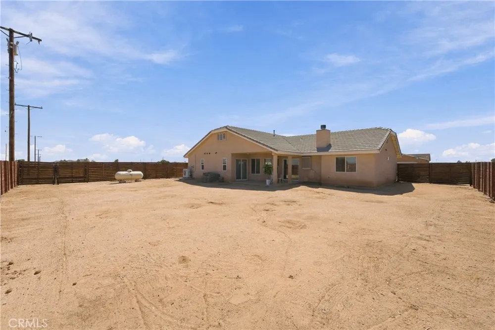 7711 Dogwood Avenue California City, CA 93505