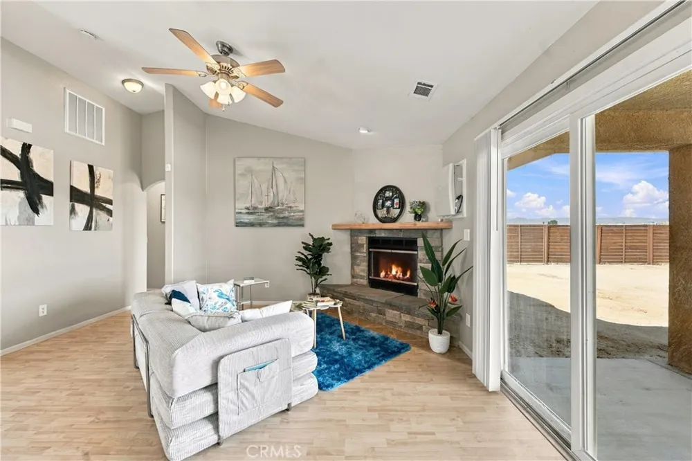 7711 Dogwood Avenue California City, CA 93505