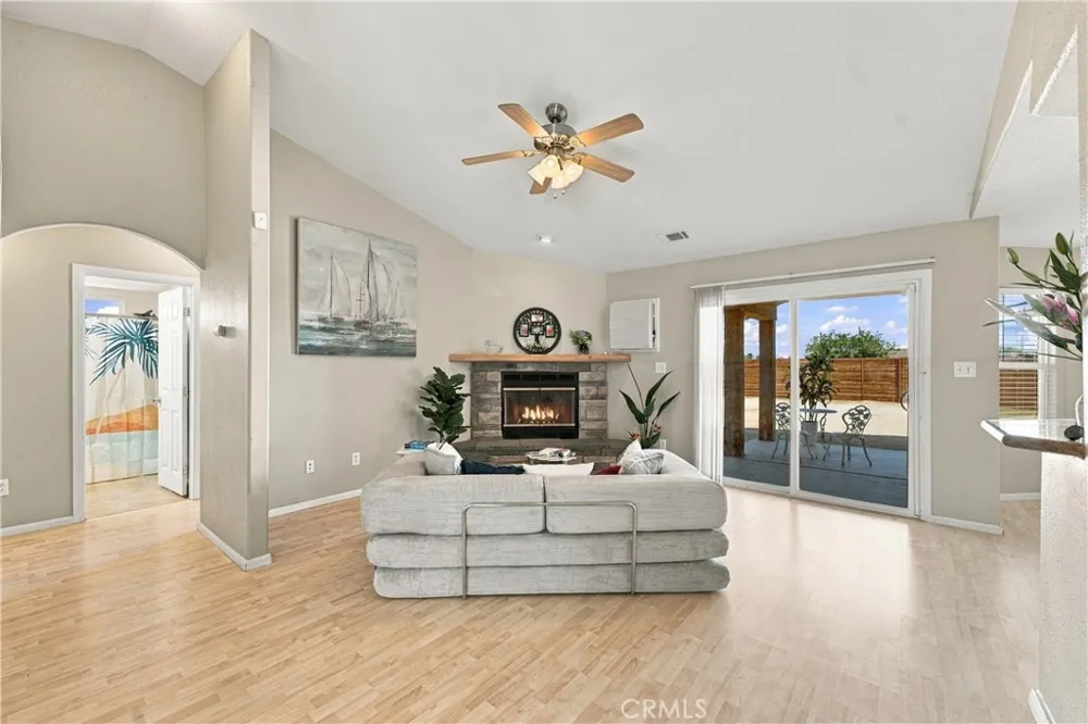 7711 Dogwood Avenue California City, CA 93505