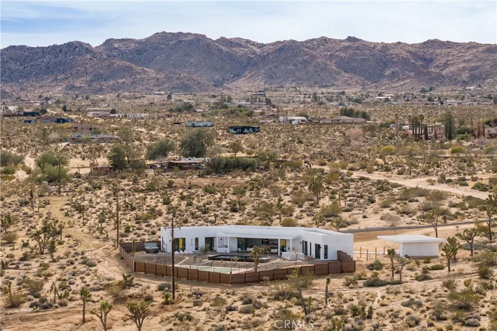 6715 Juniper Road Joshua Tree, CA 92252