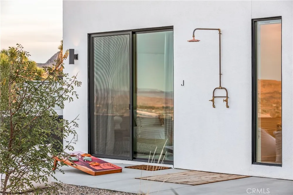 6715 Juniper Road Joshua Tree, CA 92252
