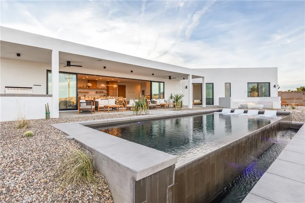 6715 Juniper Road Joshua Tree, CA 92252